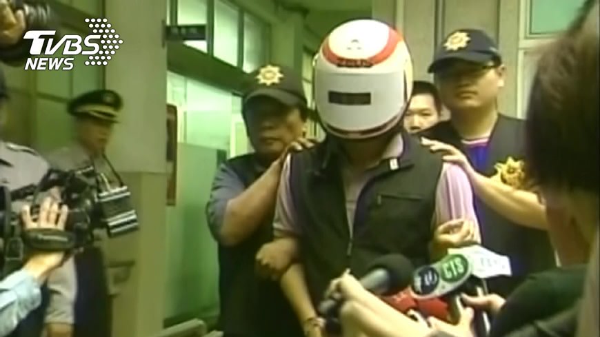 天理何在?焚屍博士生 性侵惡狼逃死:每月願賠200元