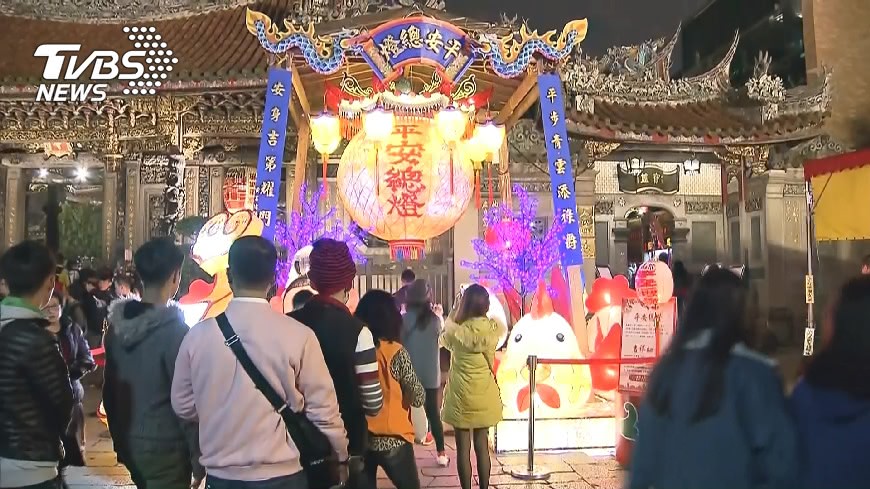 拜拜求好運!台北走春祈福 搭捷運走路就可以到