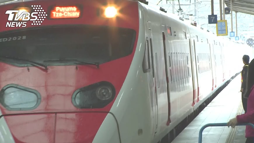 苗栗車站傳跳軌!女遭普悠瑪撞飛亡 700旅客遭延誤