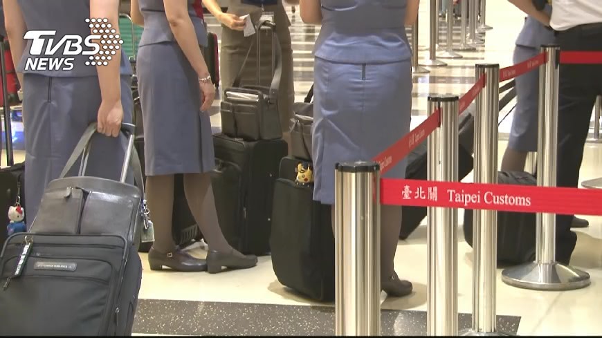 2國籍空服員隔離飯店開房間　「聲音太大」被投訴…下場慘了