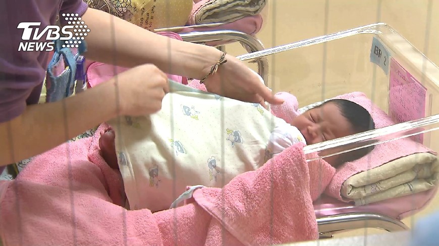 別另眼相待!女醫師:應增加男性育嬰假福利
