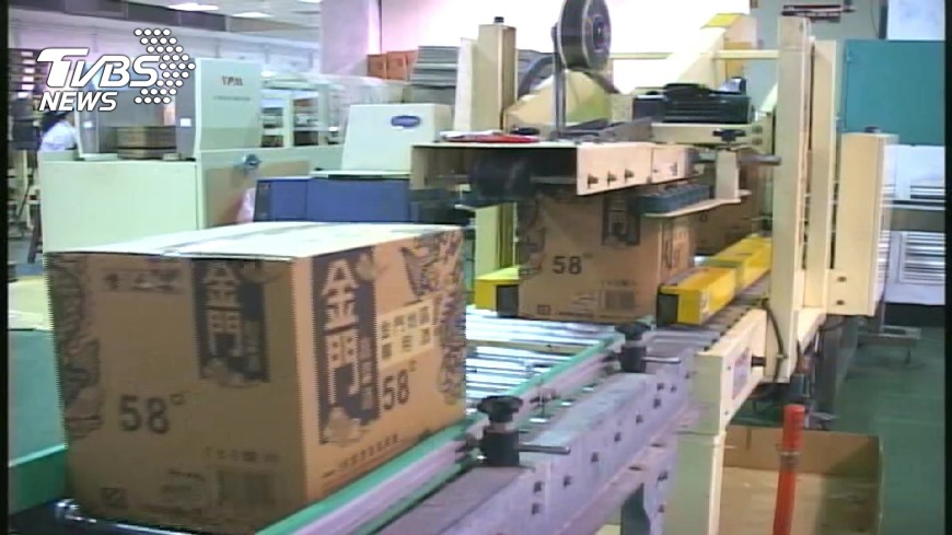 中國大陸再禁止台灣產品輸入,這次包括台灣啤酒、金門高粱都在列。(圖/TVBS)