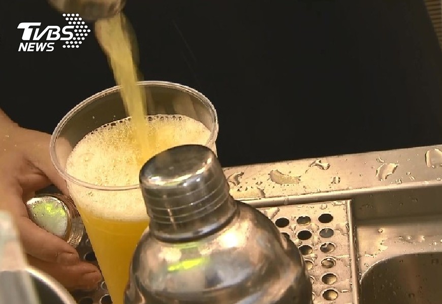 為鼓勵年輕人! 這間手搖飲業者霸氣漲薪
