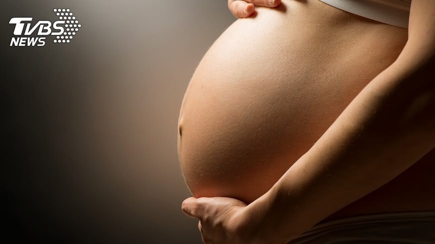 肚子裡懷了砲友的 她拐男友上床…再謊報喜訊結婚