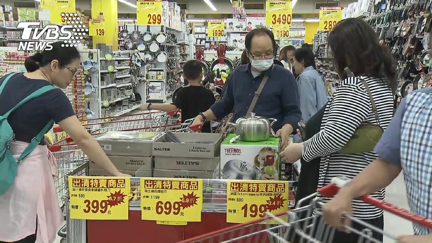 通路商熱賣商品 成人尿布賣贏嬰兒尿布