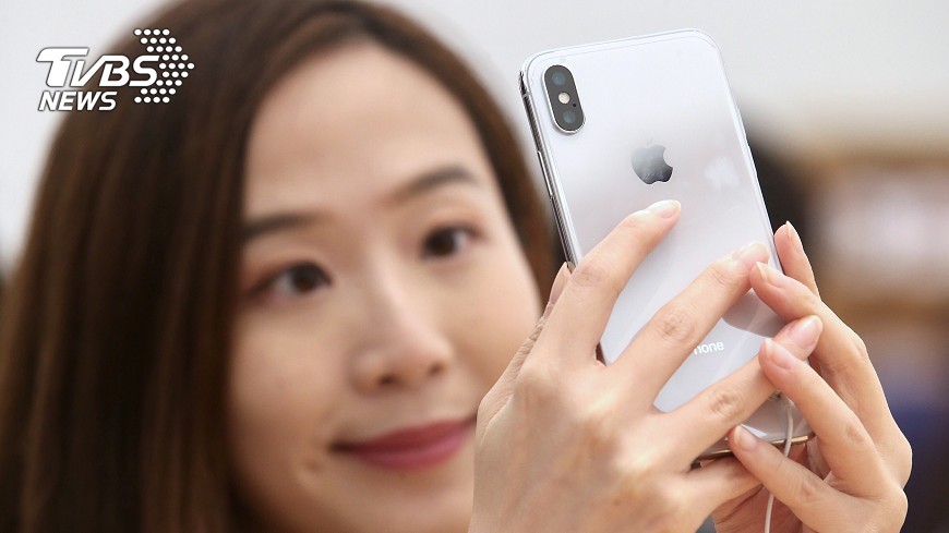 iPhone X開賣 庫克指出貨可逐週爬升