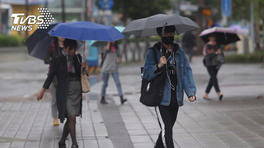 今晚雨勢明顯 濕冷天氣持續到週末