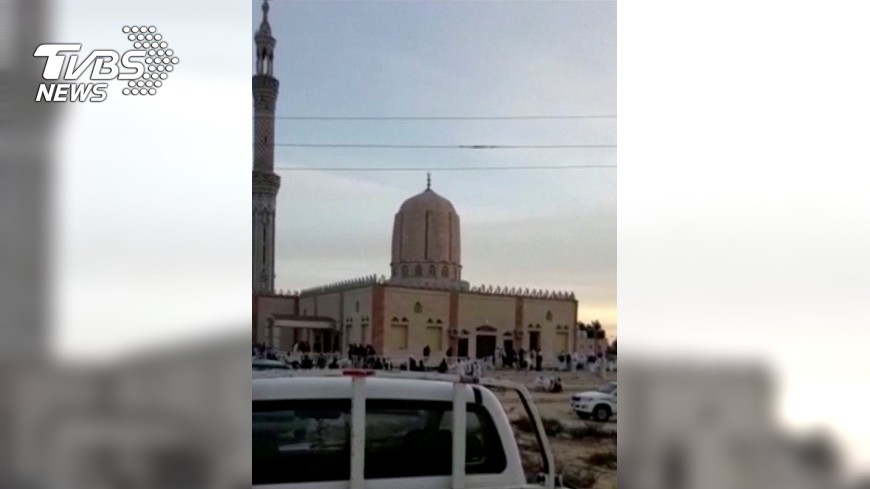 埃及清真寺恐怖攻擊　釀305人死、128人傷