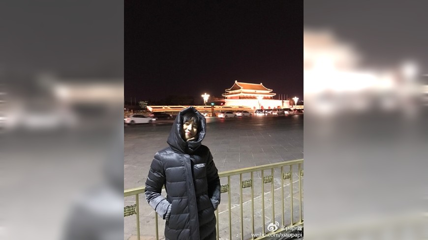 明星活招牌…這間學校的羽絨服被搶翻