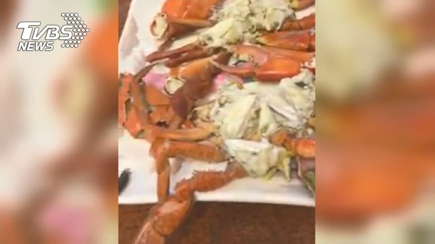 蟹腳「神奇再生」 店家拒道歉:問心無愧