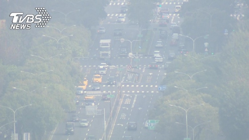 南台空汙達「毒氣室」等級 專家籲少出門