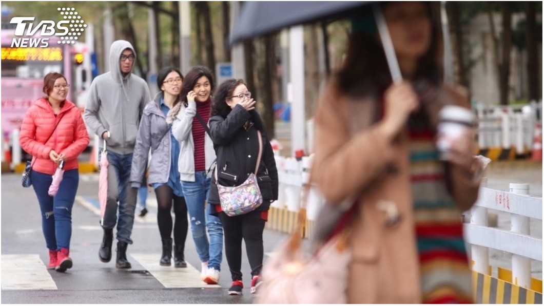 溫降雨不停!4縣市豪大雨特報 北部連3天15度