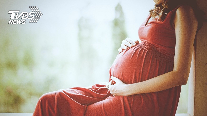 早婚生子會後悔？19歲準媽媽疑問　過來人這樣說…