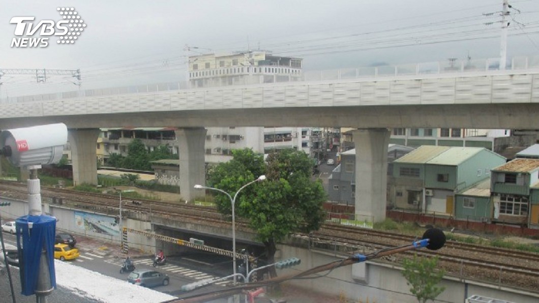 台中鐵路高架化新建5通勤站 10月完工