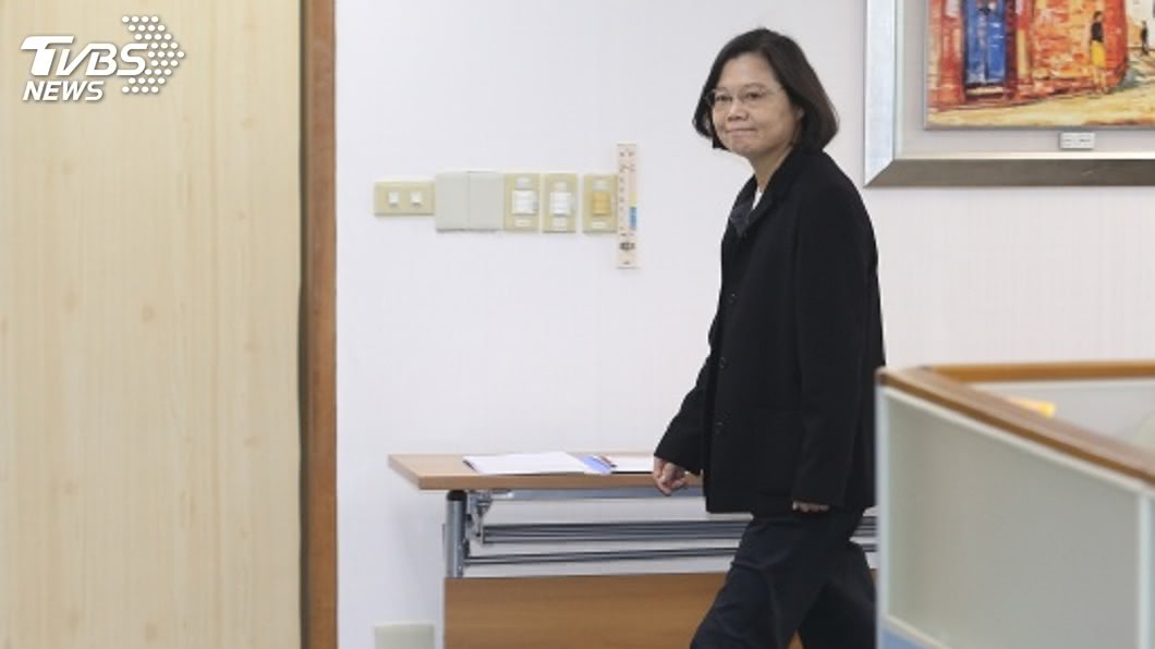 年改2年風雨 蔡總統:深刻體會馬英九當年猶豫原因