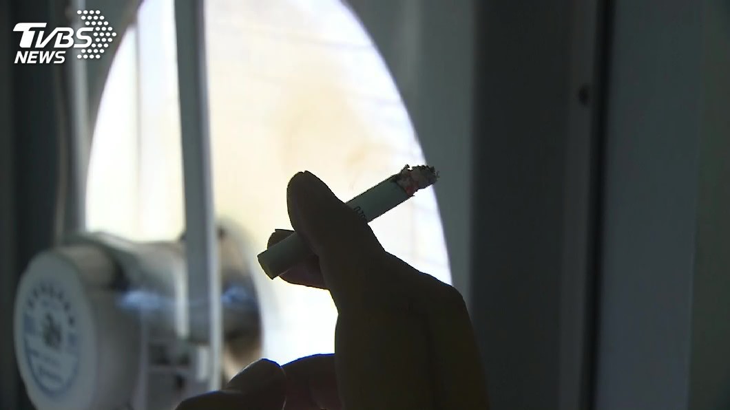 財長:菸稅今年絕不會再調漲