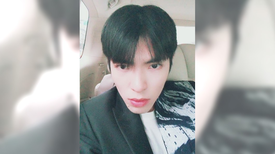 蕭敬騰18歲嫩照出爐 酷樣讓粉絲喊:一樣帥