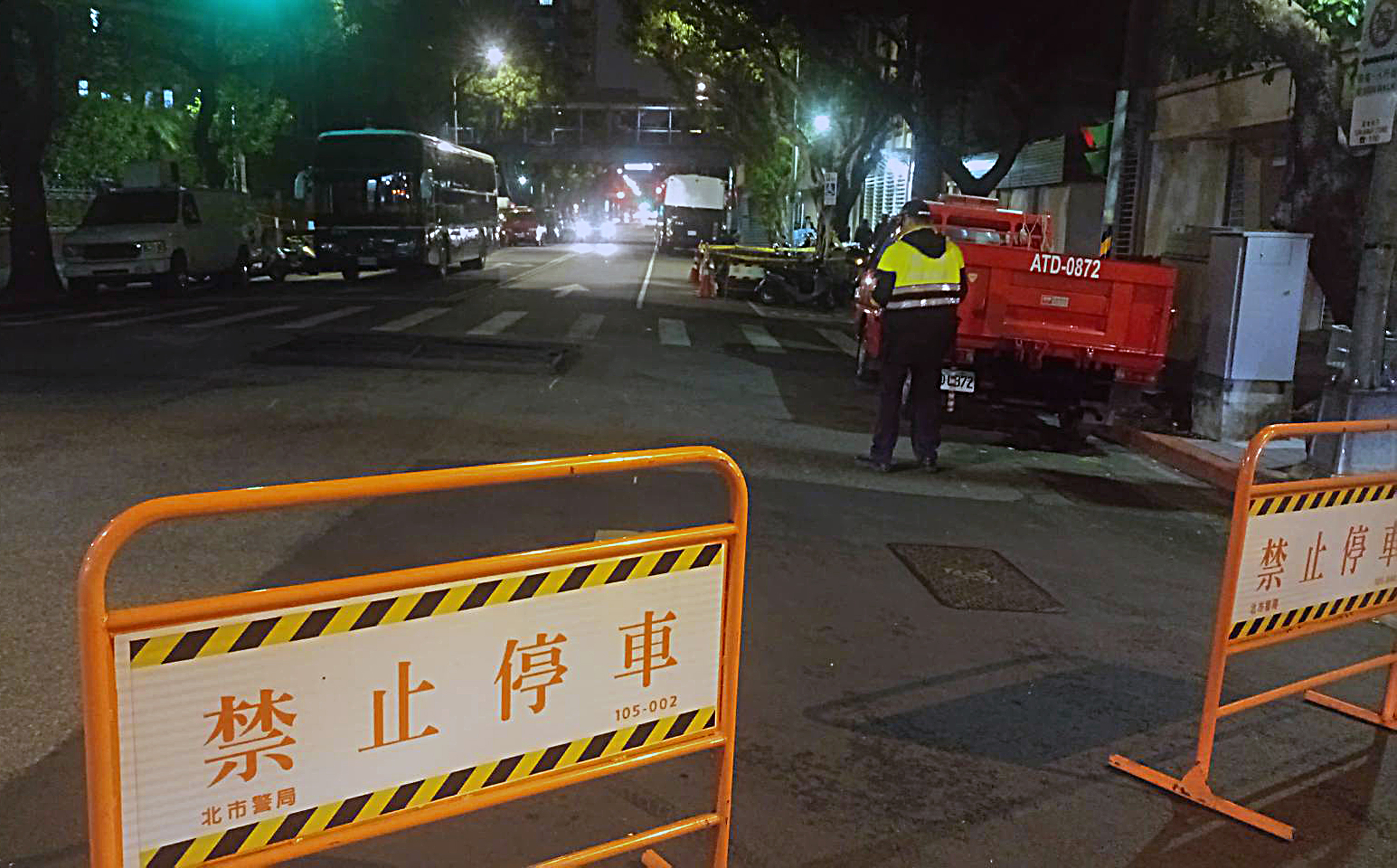 防318學運重演 立院臨時會3倍霹靂小組戍守