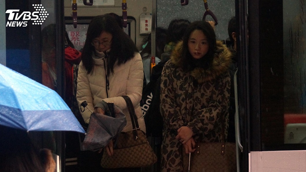 東北風增強!北台灣轉濕涼 中部以北下探15度