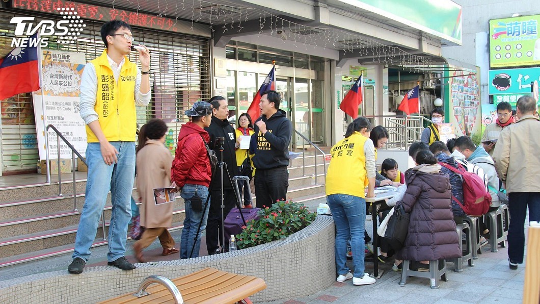 《勞基法》複決公投連署通過 時力籲參選人表態
