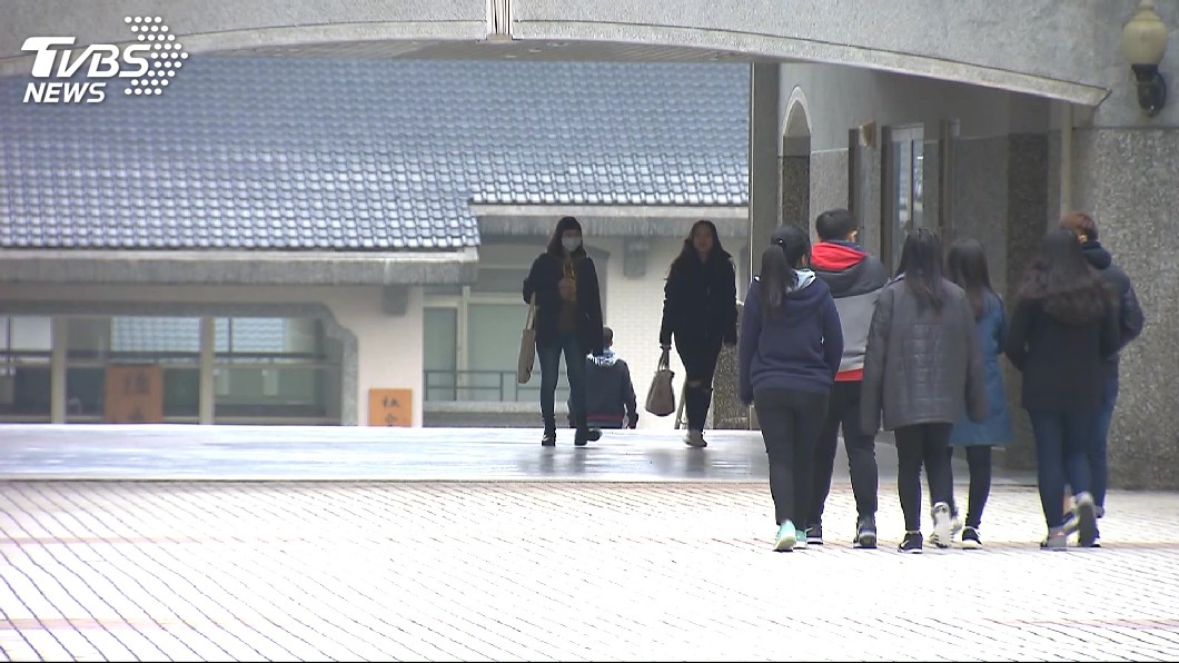 賴揆拍板放寬學貸還款 可申請4年只繳息不還本