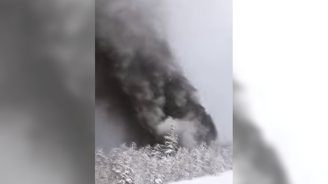日本火山噴發 台客險遭礫石砸直擊畫面曝光