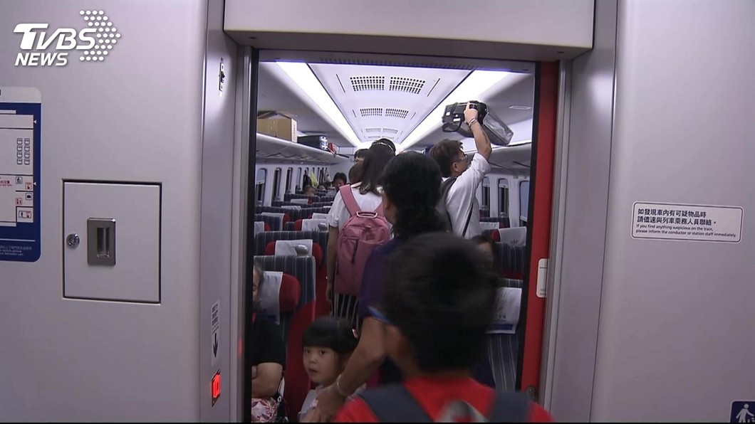 雙鐵擬開放站票　陳時中反對：應視疫情變化