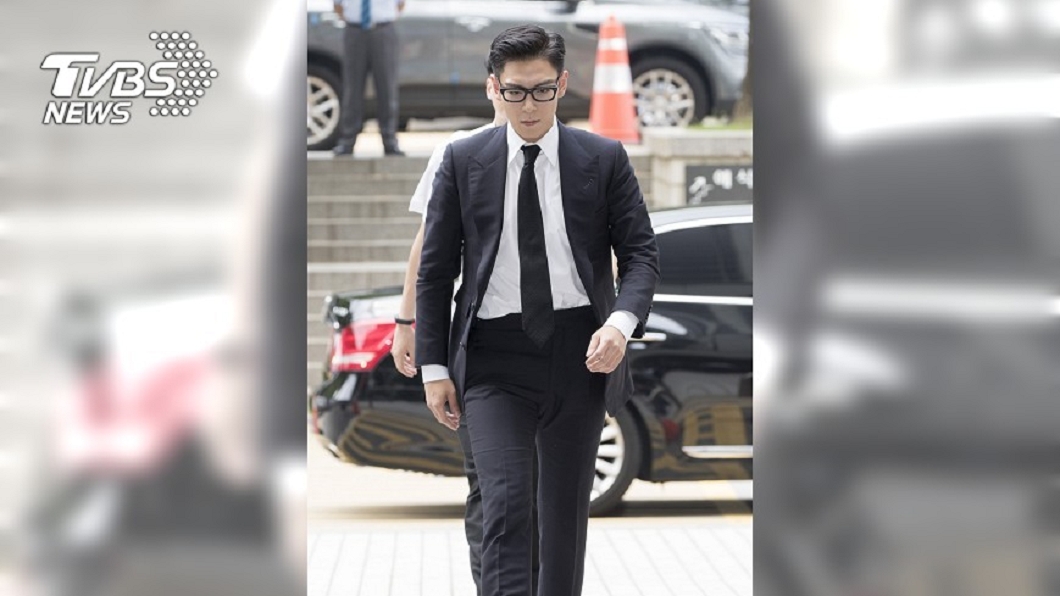 T.O.P轉服「替代役」 第一天上班就遲到