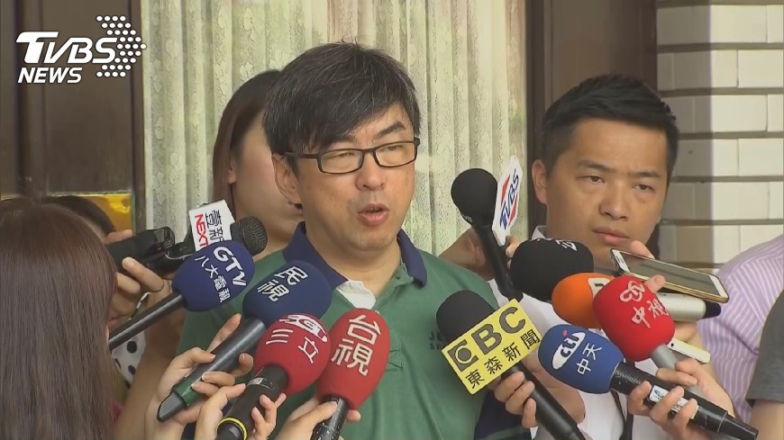 段宜康GG了!得吞曲棍球並賠林滄敏100萬