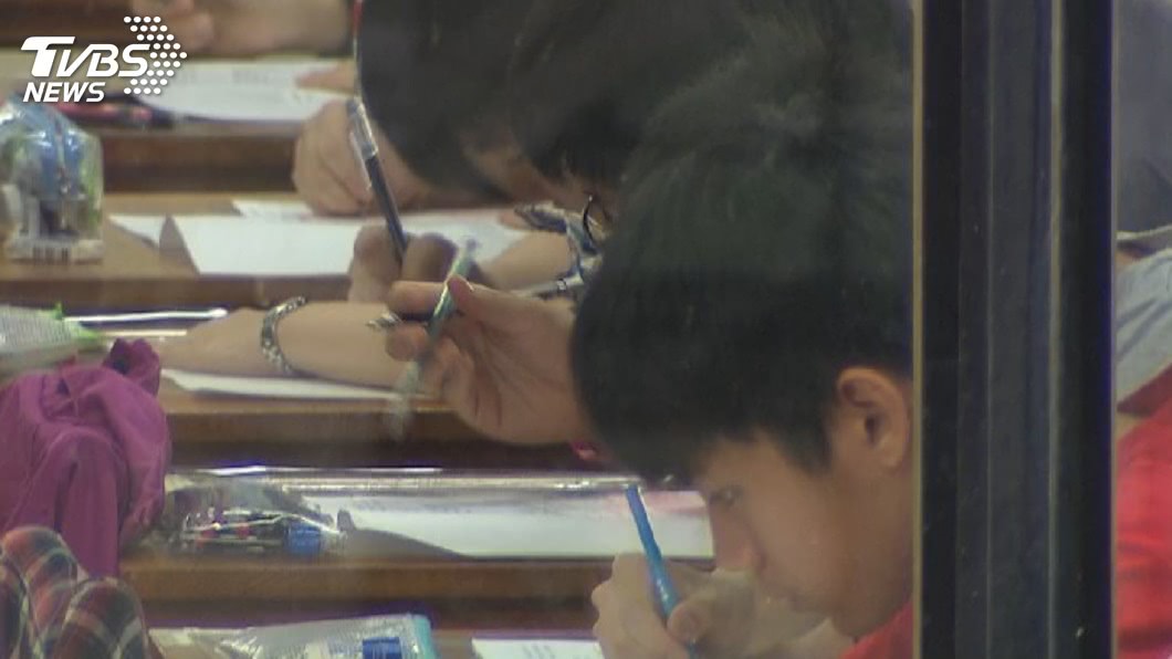 109學年度個人申請 9成醫學系採計國英數自