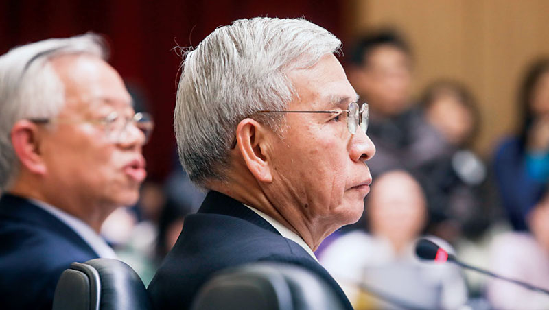 【商周】楊金龍　史上最弱勢總裁