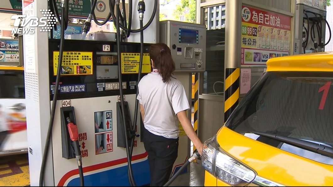 油價下週恐創3年半新高　待緩漲機制出爐再調整