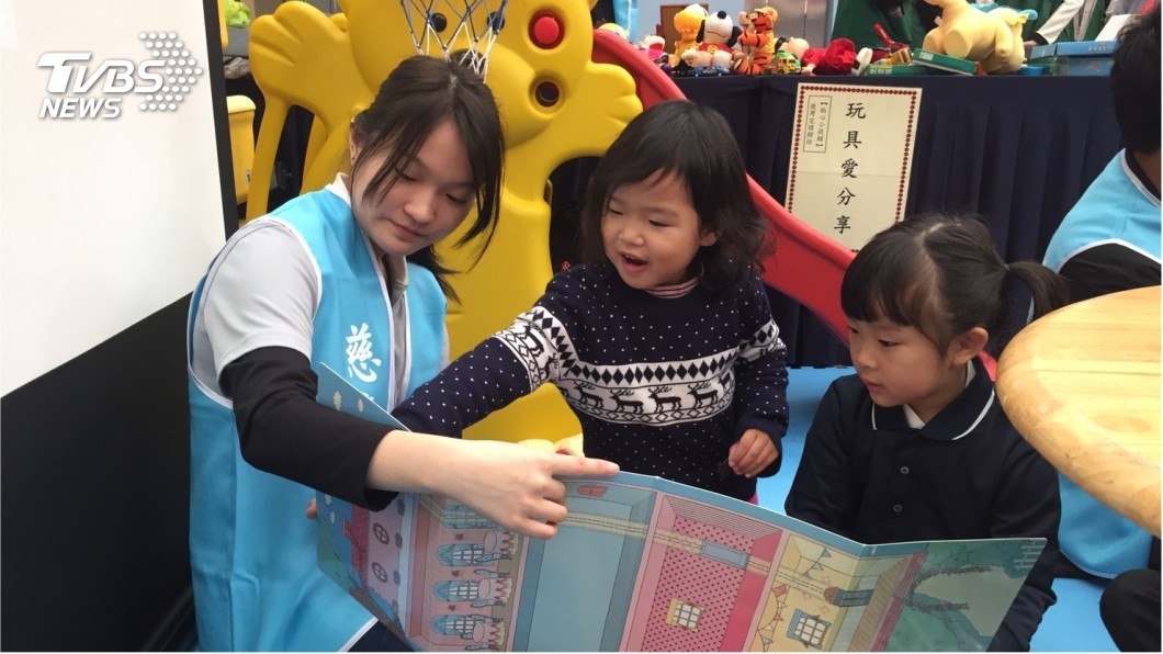 花蓮收容所設托幼服務站 童言童語：不用寫寒假作業了！