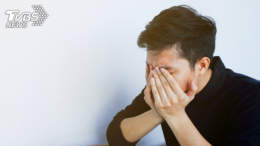老爸每年這天犯憂鬱 她問「初二症候群」如何治?