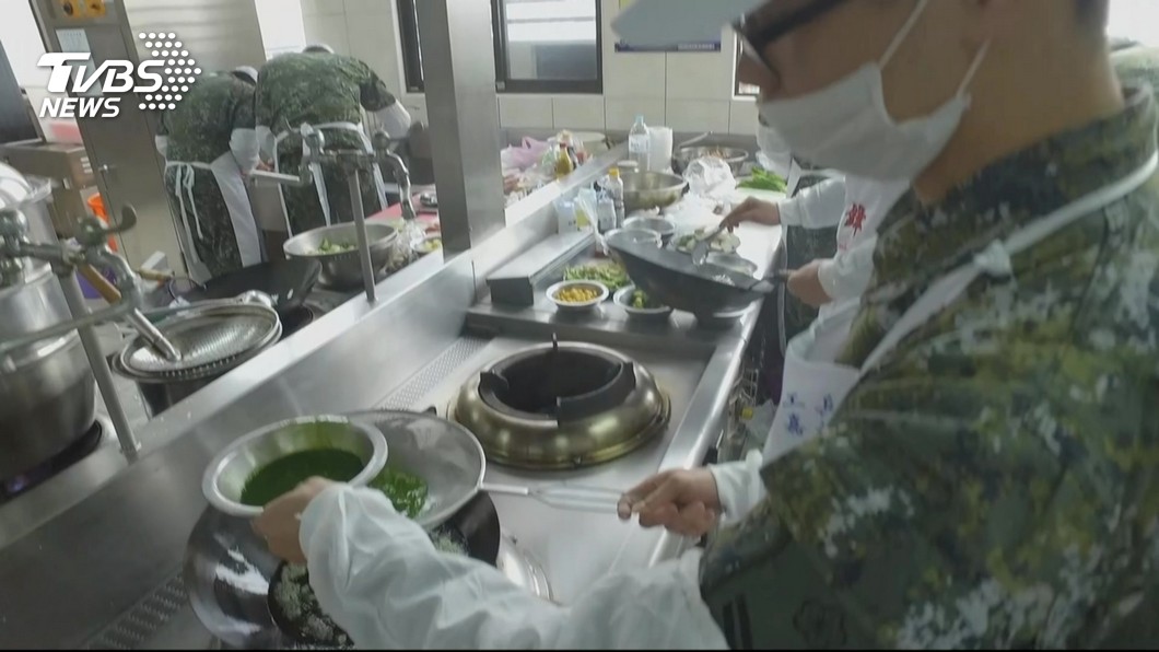 爆「非洲豬瘟」衝擊國軍伙食？顧立雄：冷凍豬肉仍有30天存量