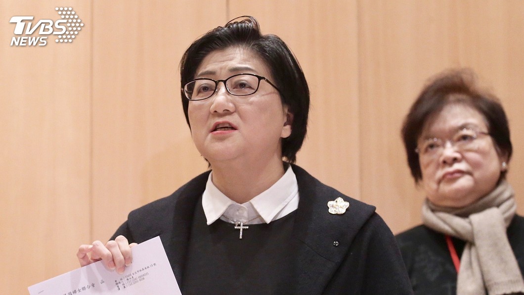 雷倩請辭主委 婦聯會:經慰留同意留任
