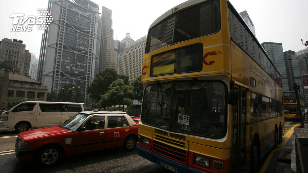 當街停車按喇叭 港雙層巴士罷駛失敗