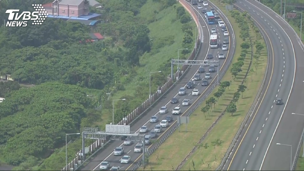賴清德籲提前返鄉掃墓 避清明連假車潮