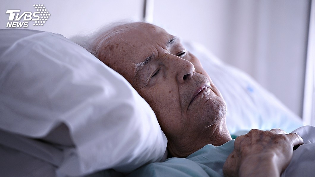 鼾聲巨響嚇醒妻 睡眠呼吸中止症搞鬼