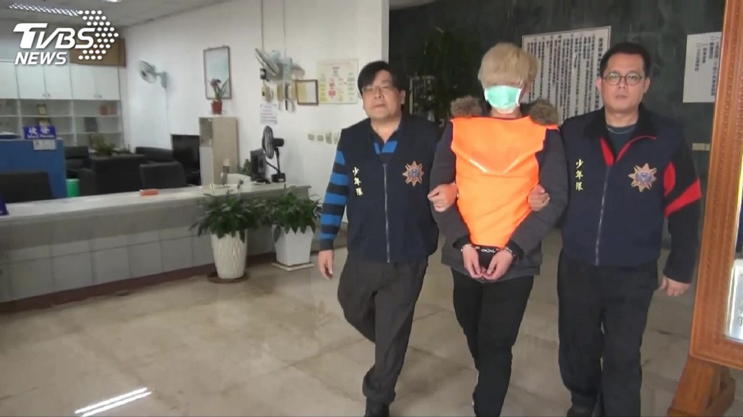 毒控少女搞分級!逼正妹賣淫、普女行乞 網驚:台灣印了
