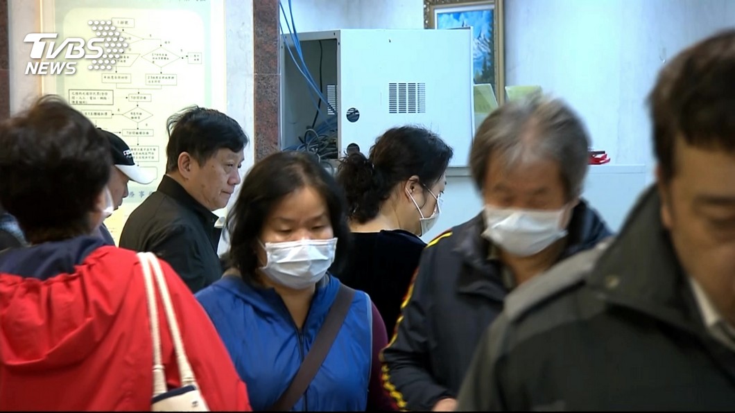 一週十萬人次類流感就醫　氣溫降疫情蠢動