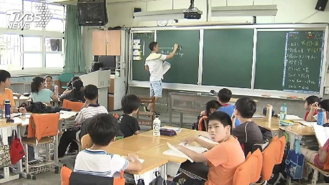 國小師資檢定考題裝訂錯誤 教部決議送分
