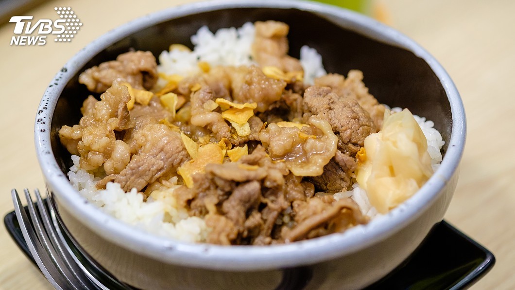 牛丼創意吃法 零下50度冰凍牛肉燥配飯