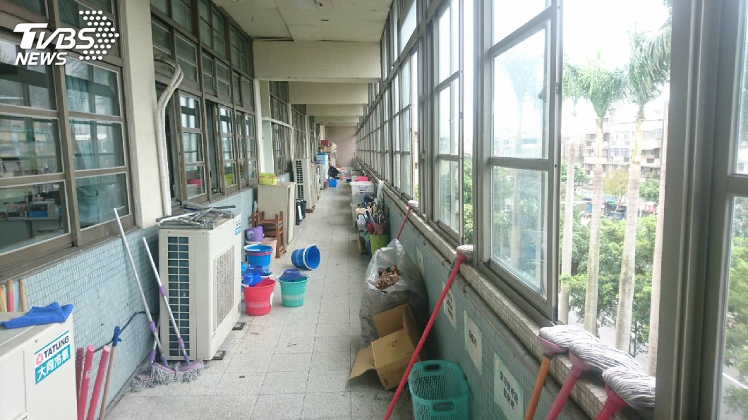 快訊/北市國小11歲男童墜樓 頭部重創搶救中