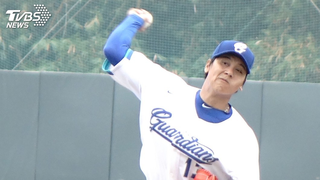 陳鴻文瘦一圈站先發　葉總另點名陳仕朋