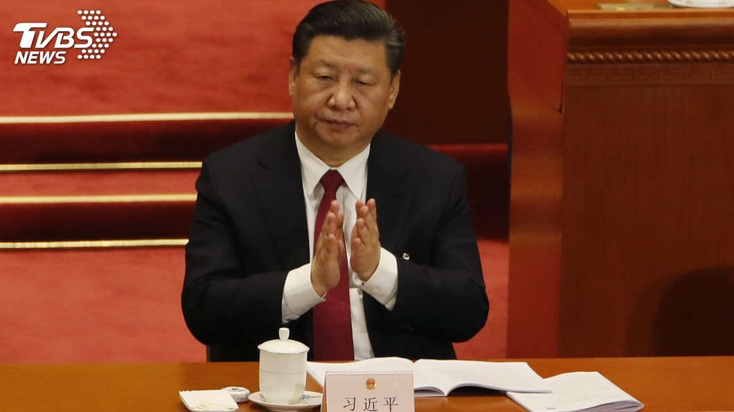習近平修憲延任 網民諷刺:如回到清朝