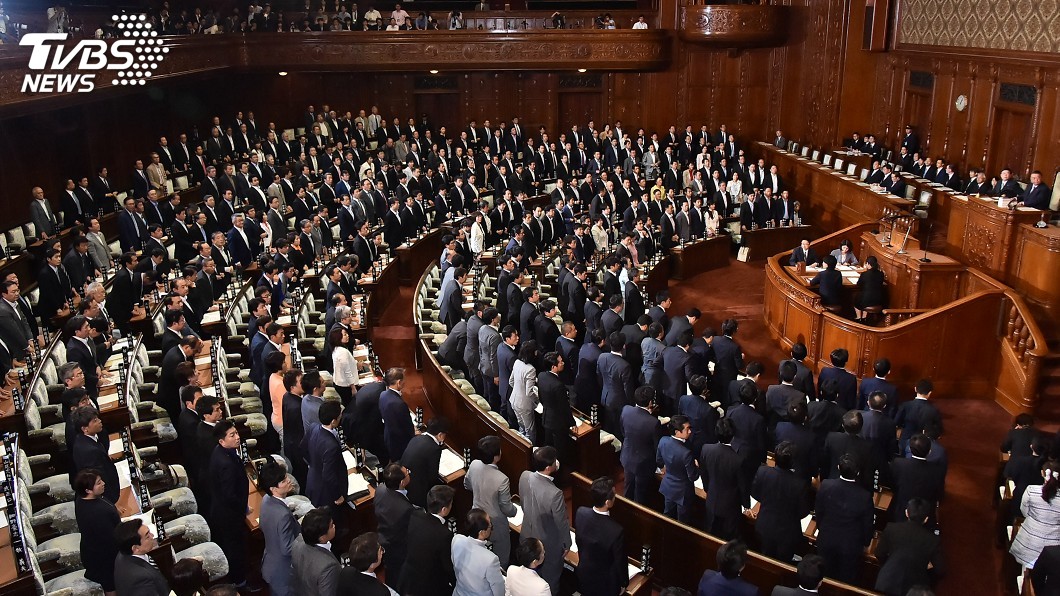 日本政府提民法修法 成年下修到18歲