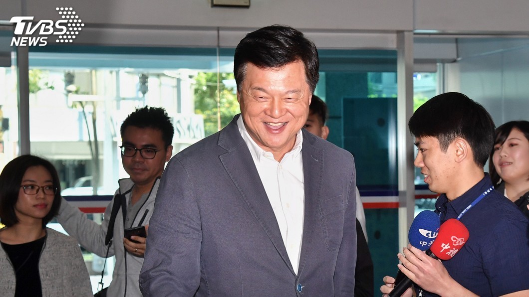 蔡英文自稱「台灣總統」　周錫瑋按鈴告她內亂罪