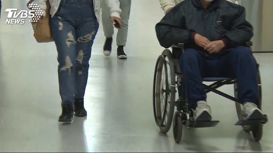疏於照顧長者致死 護理之家照服員被起訴
