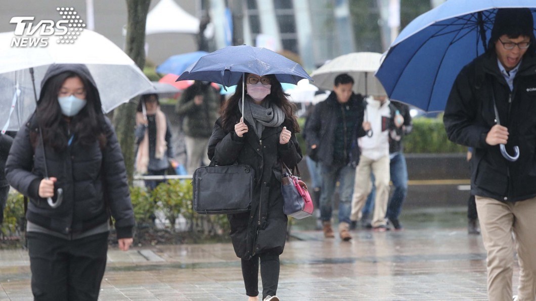 鋒面冷氣團先後到 全台有雨愈晚愈冷